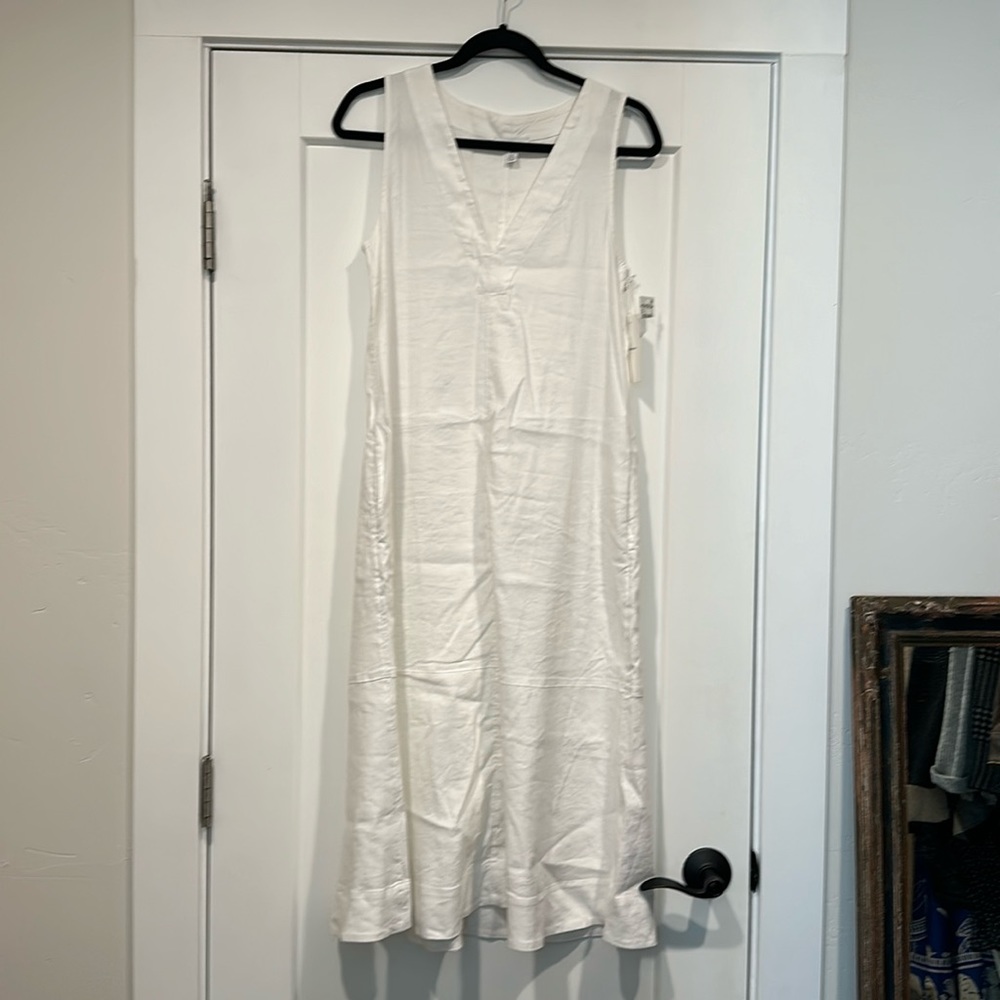 White Linen Ankle lengths dress.